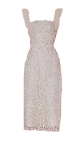 VESTIDO MIDI DE ENCAJE CON VOLANTES EN BLANCO