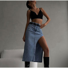 Rock mit seitlichem Schlitz