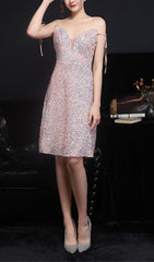 VESTIDO MIDI CON LENTEJUELAS Y ESCOTE PROFUNDO