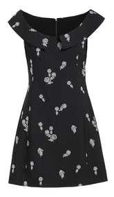 MINI VESTIDO BORDADO SIN MANGAS EN NEGRO