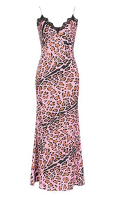 VESTIDO LARGO DE RAYAS CON TIRANTES DE ESPAGUETI EN ROSA