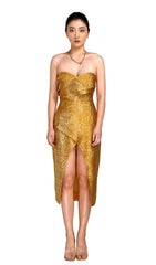 TRÄGERLOSES MIDIKLEID MIT GESCHLAGENEM RÜCKEN IN GOLD
