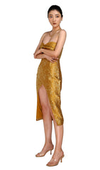 TRÄGERLOSES MIDIKLEID MIT GESCHLAGENEM RÜCKEN IN GOLD