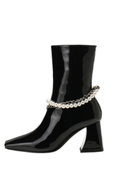 Modische kurze Stiefel mit quadratischer Zehenpartie