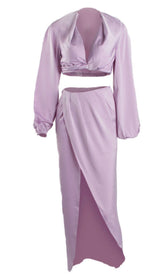 ZWEITEILIGES LANGÄRMELIGES GESPLITTETES KLEID