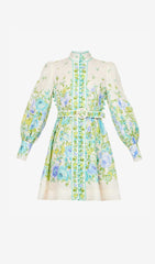 Hochgeschlossenes, langärmliges Midikleid in Weiß