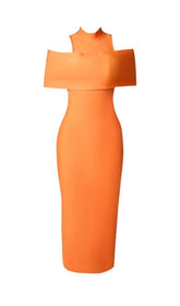 OFF-THE-SHOULDER ENGES KLEID IN ORANGE