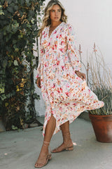 Rosa Maxikleid mit Blumenmuster und Patchwork-Ausschnitt auf der Rückseite