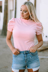 Rosa Rippstrick-Bodysuit mit Stehkragen, Puffärmeln und Schlüsselloch hinten