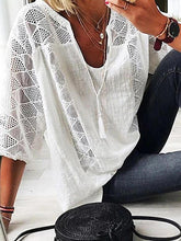 Bluse mit 3/4-Ärmeln und U-Ausschnitt mit Spitzenstickerei