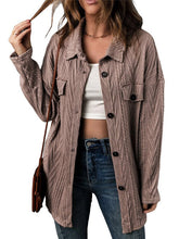 Abrigo de botonadura sencilla y manga larga de jacquard