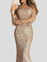 Vestido de noche cruzado de manga larga con flecos