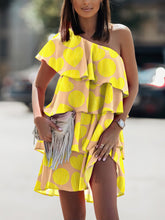 Sloping Shoulder Ruffle Print Dress