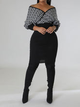 Trägerloses Minikleid aus Strick mit V-Ausschnitt