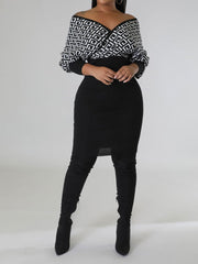 Trägerloses Minikleid aus Strick mit V-Ausschnitt