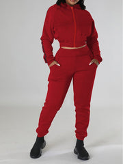 Lässiges zweiteiliges Set mit Kapuze und Streifen