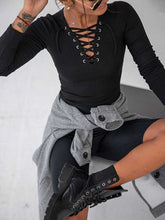 Camiseta sexy de punto con cuello en V y manga larga en color liso