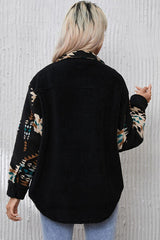 Geometrische Jacke mit Knopfleiste und Schlitz und Taschen