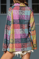 Daunenjacke mit Druckknöpfen und Taschen