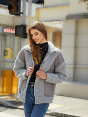 Chaqueta con cuello y cremallera