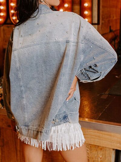 Jeansjacke mit Knopfleiste und Strassdetail