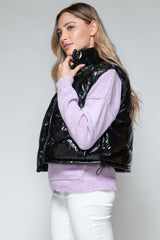 Chaleco acolchado brillante de cuello alto con cremallera Snobbish