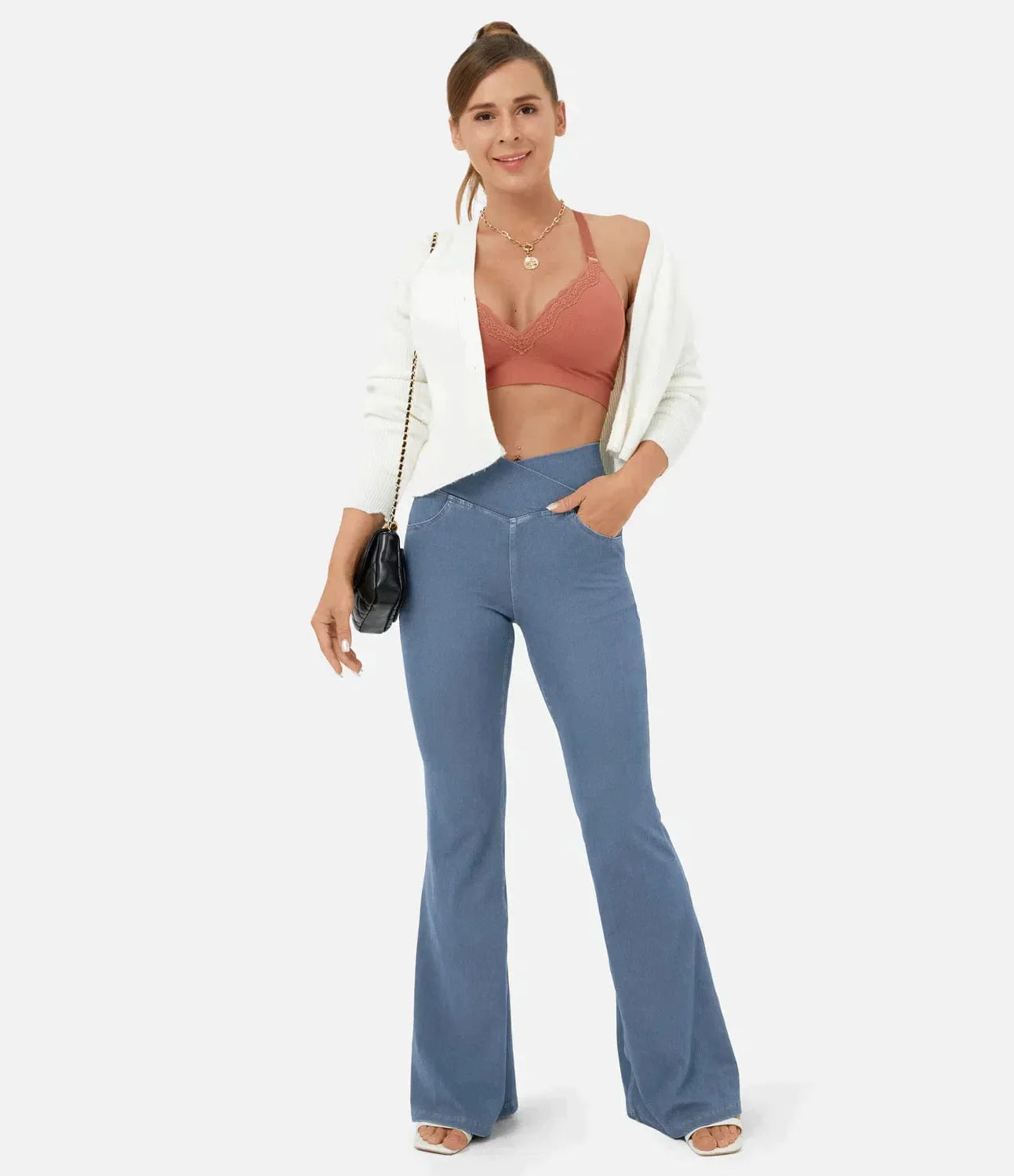 Claraâ„?- High-waisted elastic jeans