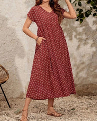 Trina - Long Dress with V-Neck and Short Sleeves