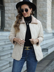 Jacke mit Druckknopfkragen