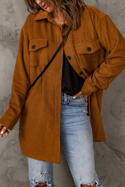 Jacke mit überschnittenen Schultern und Knopfleiste