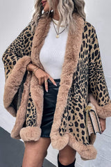 Poncho de leopardo con frente abierto