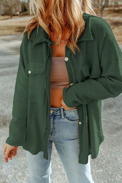 Jacke mit überschnittenen Schultern und Knopfleiste