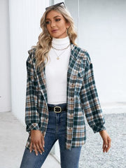 Karierte Daunenjacke mit Druckknöpfen und Kapuze