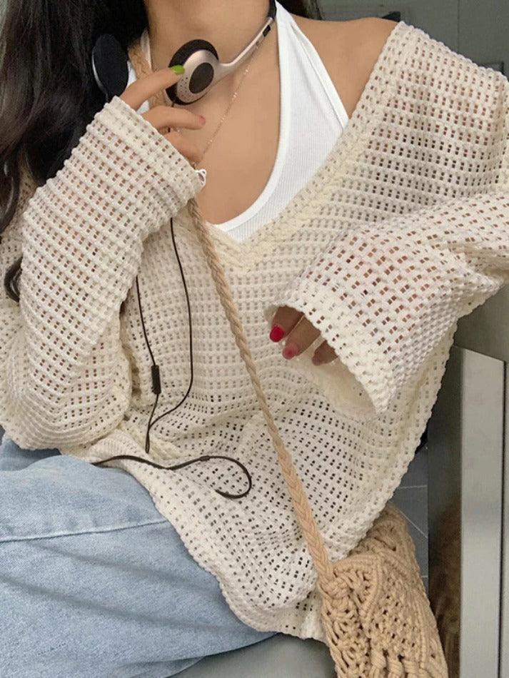 Cutout V Neck Loose Long Sleeve Knit