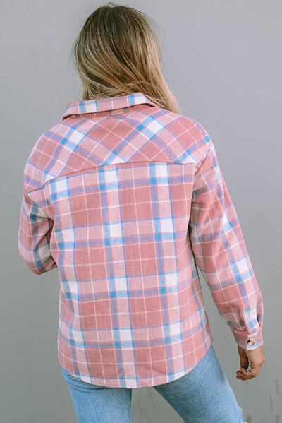 Karierte Jacke mit Taschen, Kragen und Knopfleiste