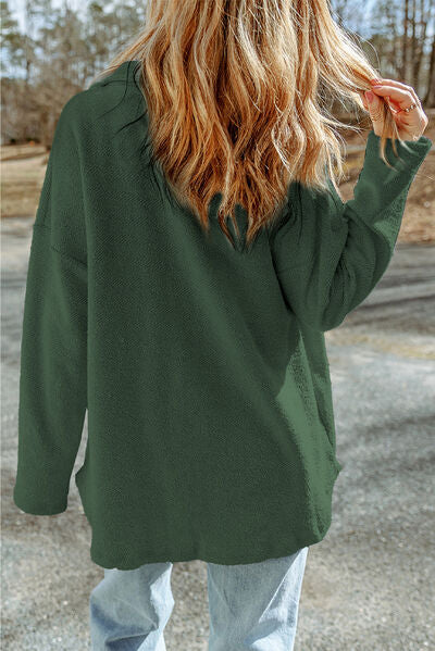 Jacke mit überschnittenen Schultern und Knopfleiste