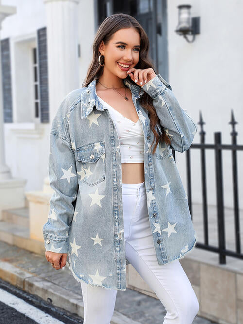 Jeansjacke mit Sternen und Taschen