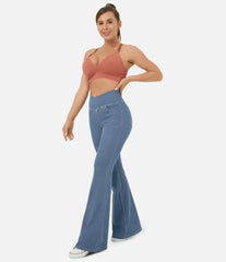 Claraâ„?- High-waisted elastic jeans