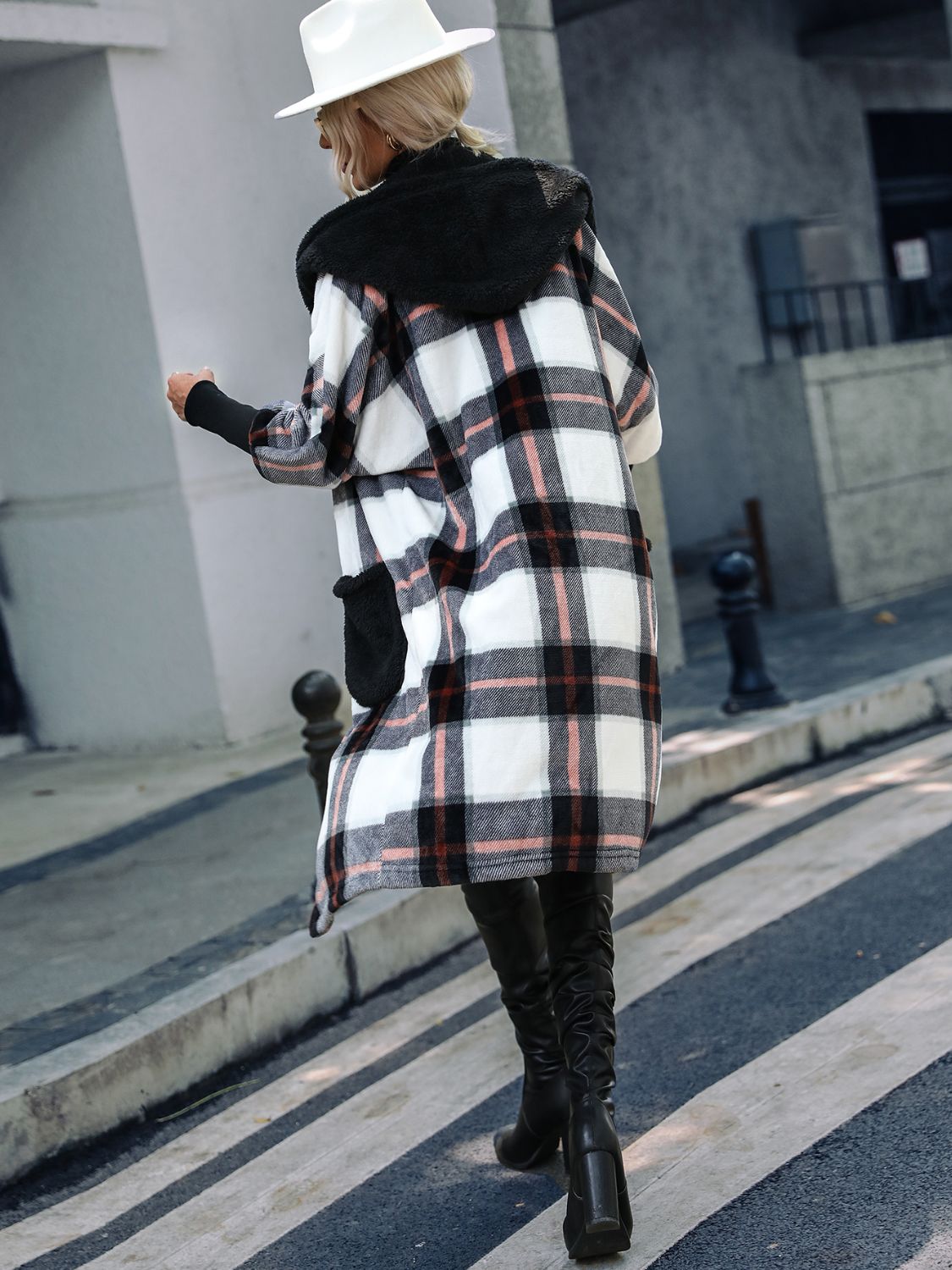 Karierte Button-Down-Kapuzenjacke