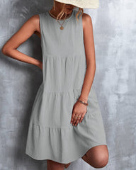 Sia - Sleeveless Dress in Solid Color