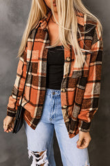 Karierte Jacke mit Taschen und Knöpfen