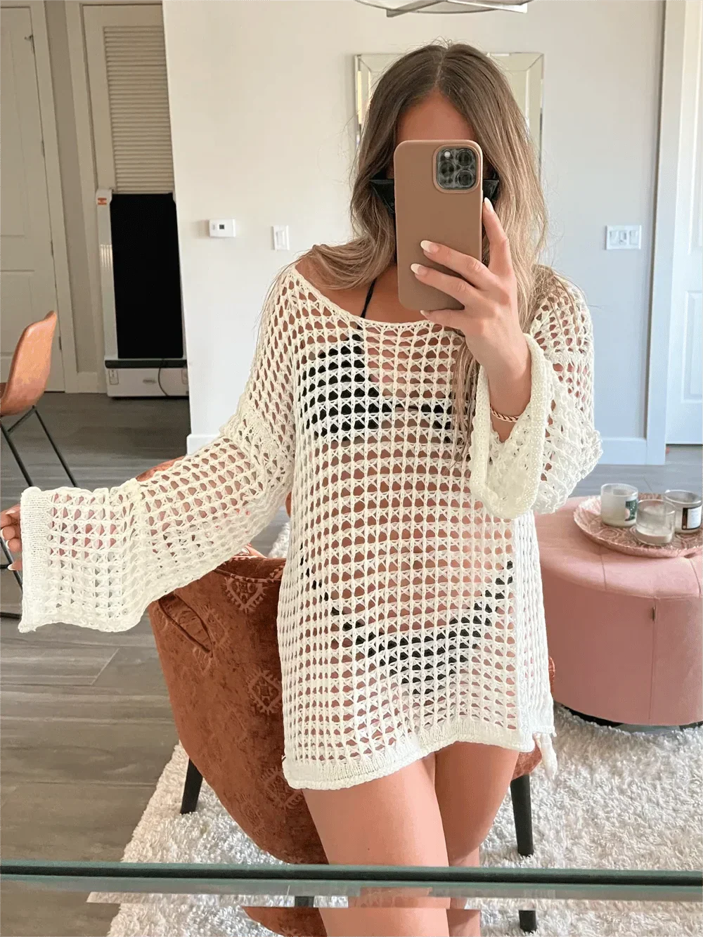 Beach sweater with holes