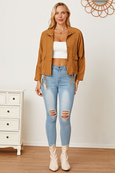 Jacke mit Reißverschluss und Druckknopftaschen