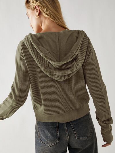 Waffelstrickjacke mit überschnittenen Schultern und Kapuze