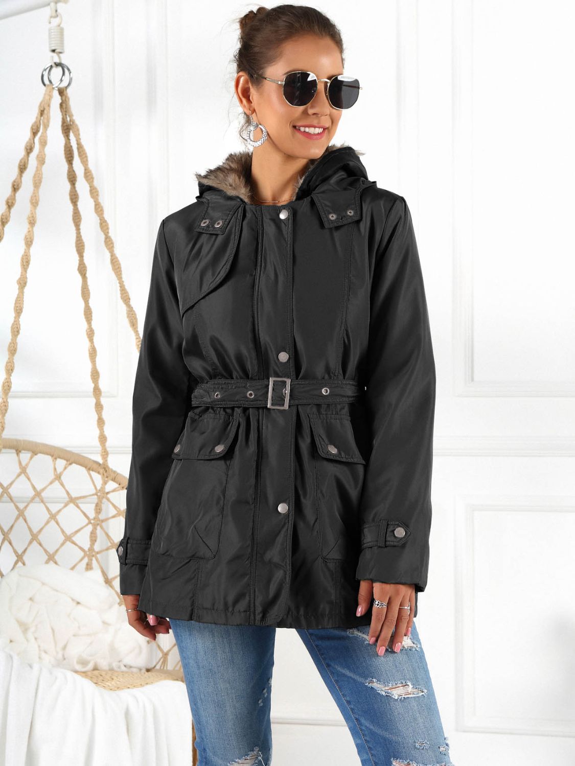 Chaqueta con capucha de tamaño completo y forro desmontable (tres modos de uso)