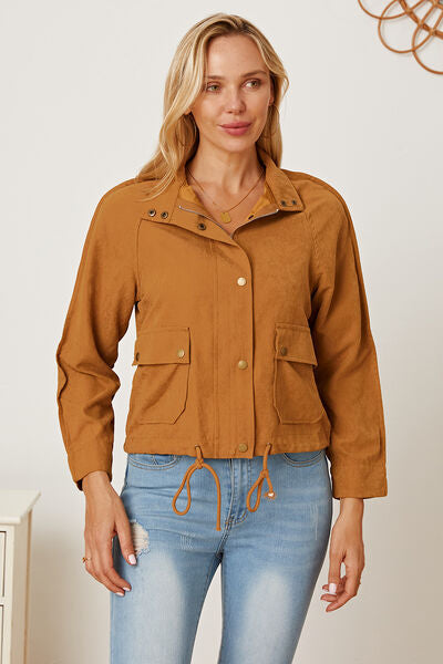 Jacke mit Reißverschluss und Druckknopftaschen