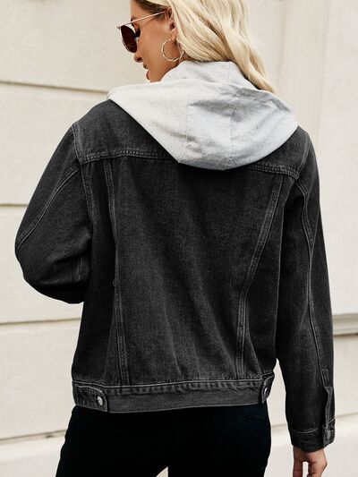 Jeansjacke mit Kapuze und Knopfleiste