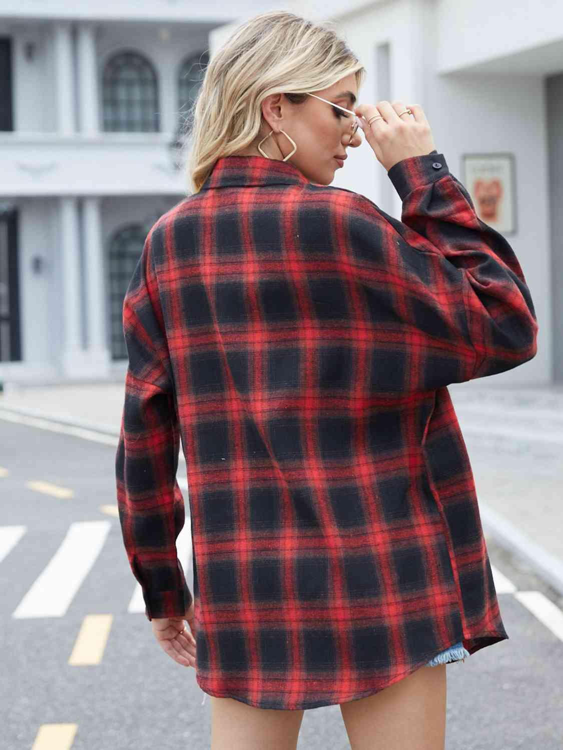 Karierte Button-Down-Jacke mit Kragen
