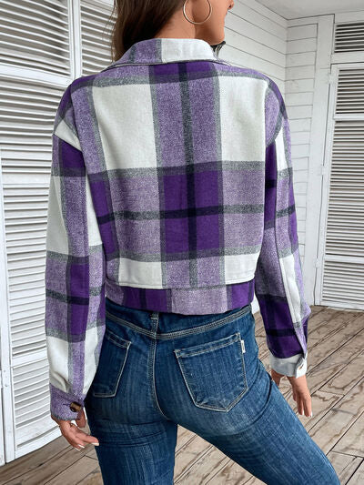 Kurze Jacke mit Karomuster und überschnittenen Schultern