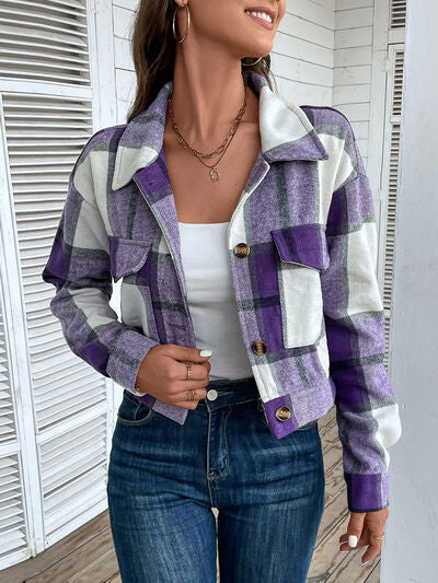 Kurze Jacke mit Karomuster und überschnittenen Schultern